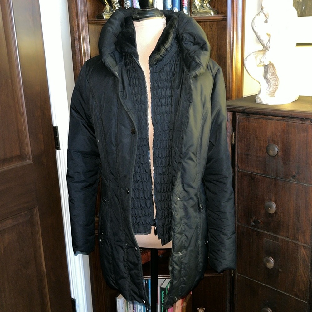 Down Coat Size Small Excellent Condition - image 1